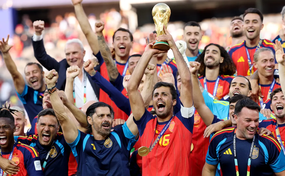 بعد تتويجها بمونديال 2026.. إسبانيا تتربع على عرش الكبار وتفتح نقاش الخمسة العمالقة