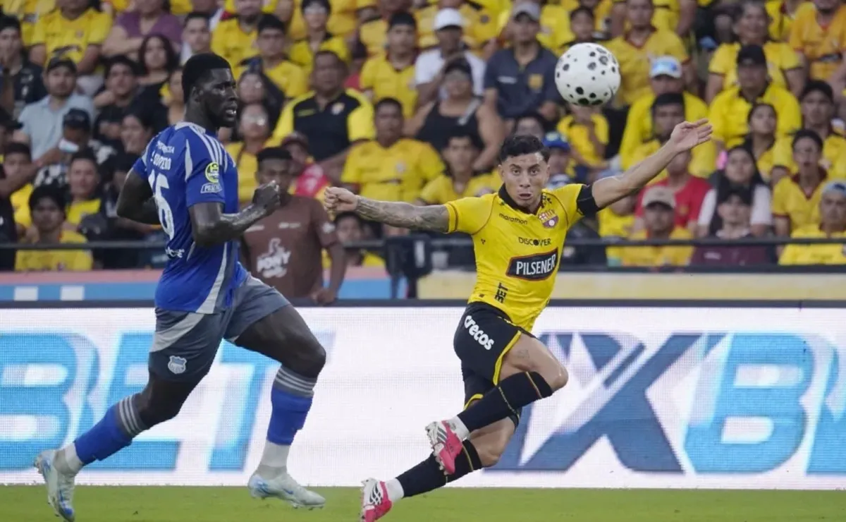 Barcelona y Emelec van por el mismo ecuatoriano en el exterior ¿a quién elige?