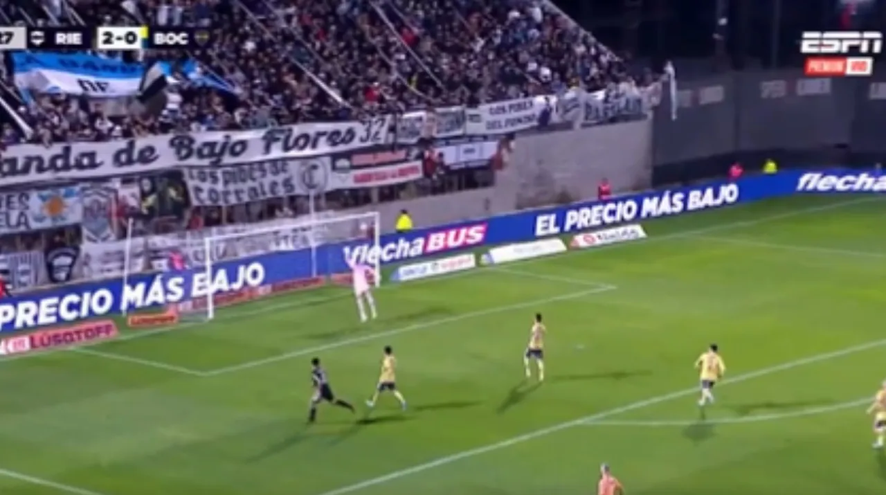 El golazo que le hicieron a Álvaro Montero. (Foto: x / @SC_ESPN)