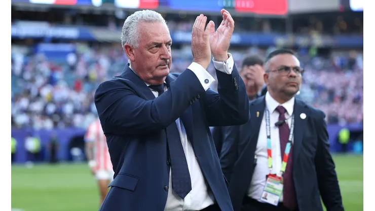 Selección mundialista ya contactó a GustSelección mundialista ya contactó a Gustavo Alfaroavo Alfaro