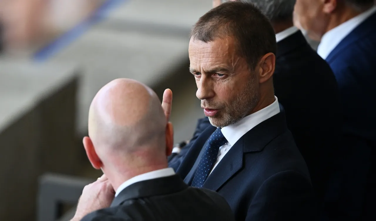 Gianni Infantino y Aleksander Čeferin. (Foto: Getty Images)
