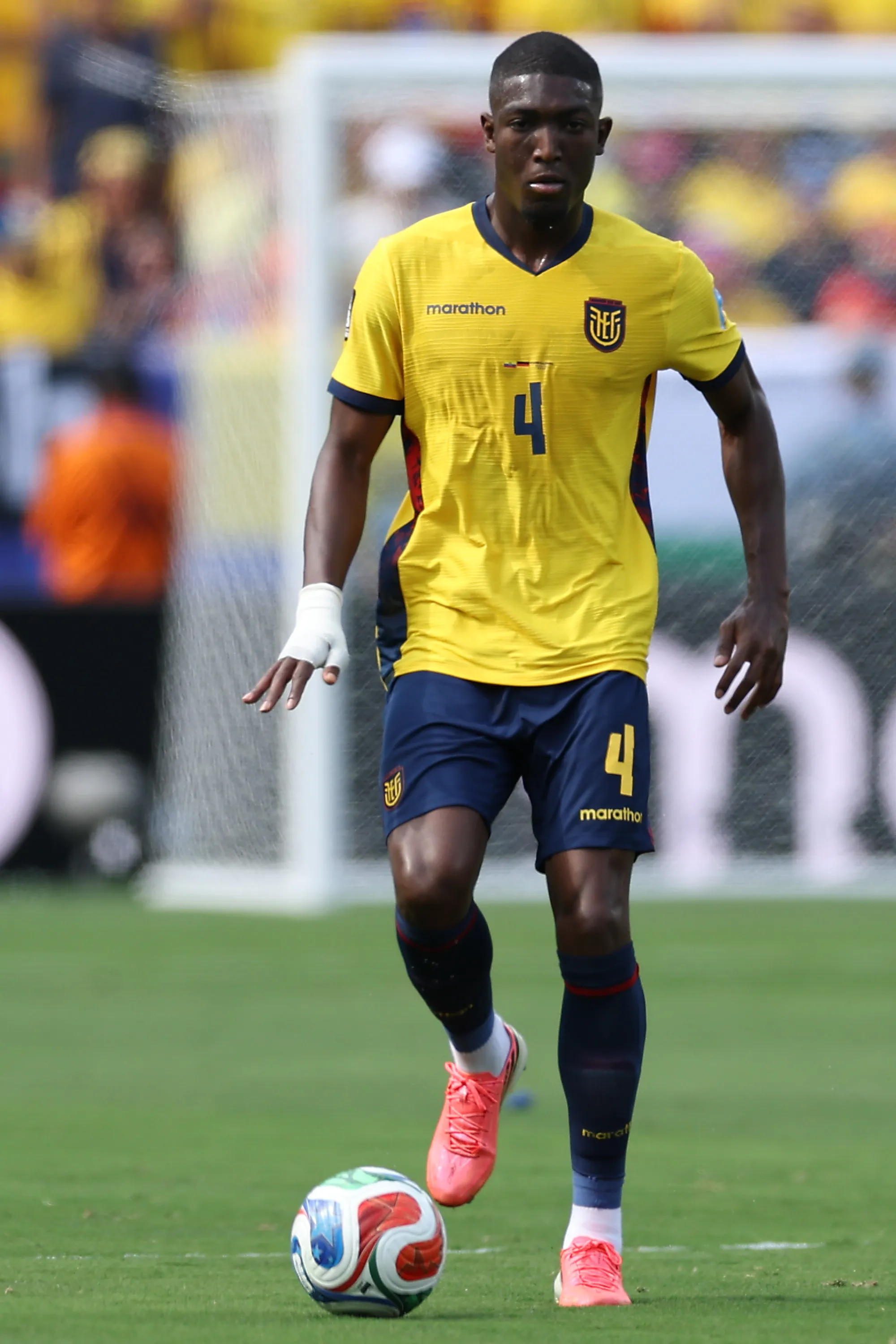Joel Ordóñez se lesionó en el Mundial 2026. (Foto: GettyImages)