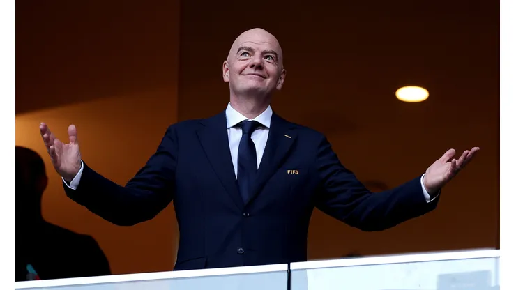 Más que Messi: El mega salario que iba a tener Gianni Infantino si vendía parte del Mundial