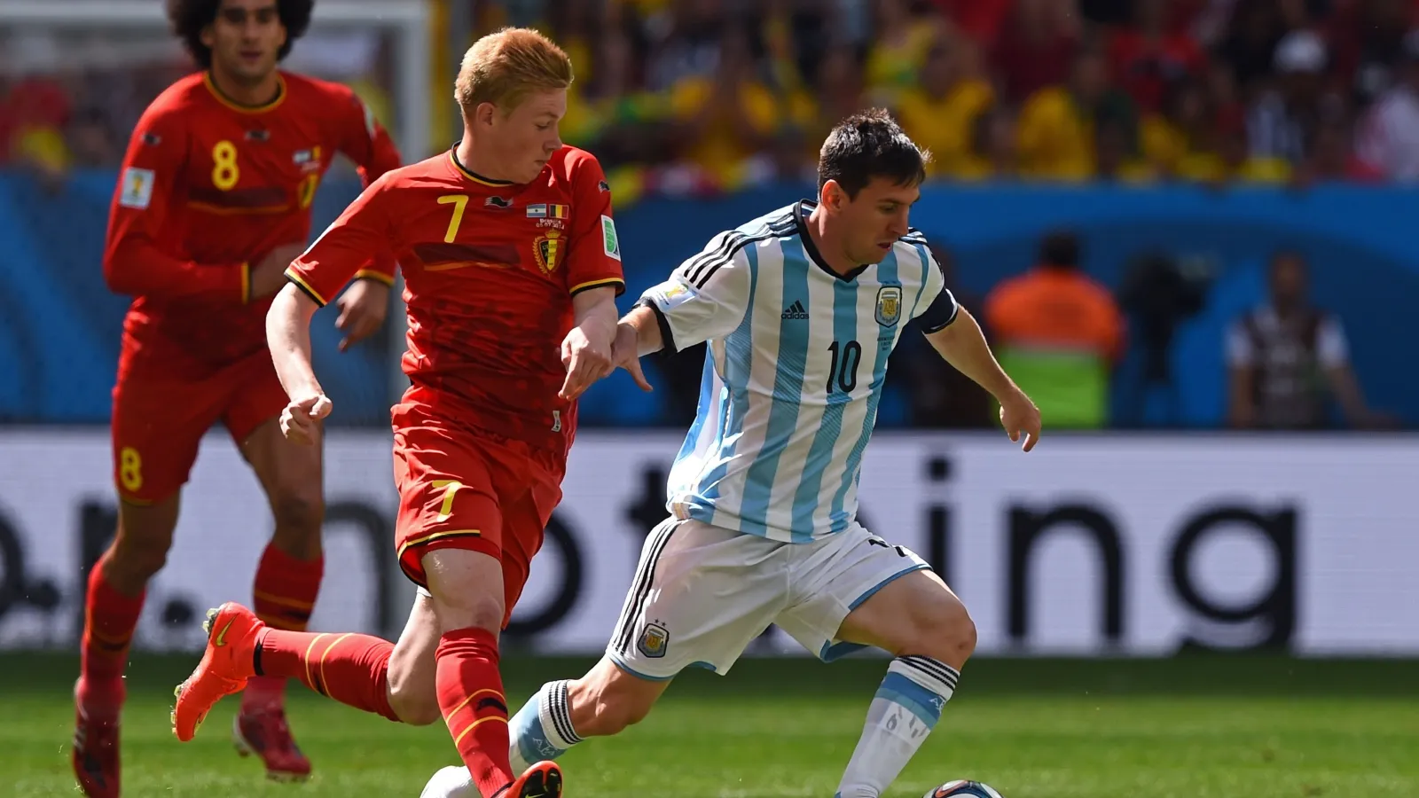 De Bruyne y Messi se miden desde 2014: GETTY