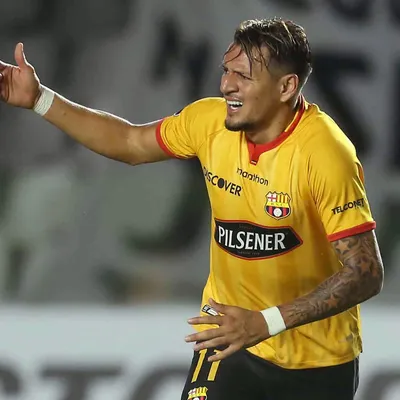 La increíble fortuna que Barcelona le pagaba a Carlos Garcés