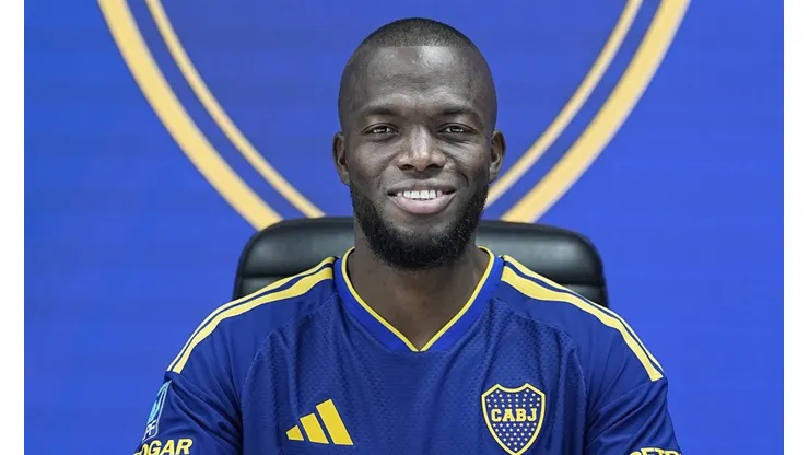 Enner Valencia recién llegó a Boca Juniors y ya decidió su próximo equipo
