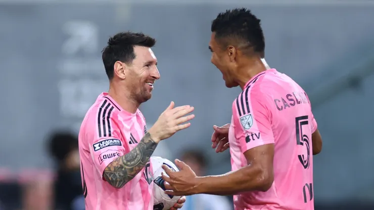 Casemiro elogió a Messi por jugar tars el fallecimiento de su padre.