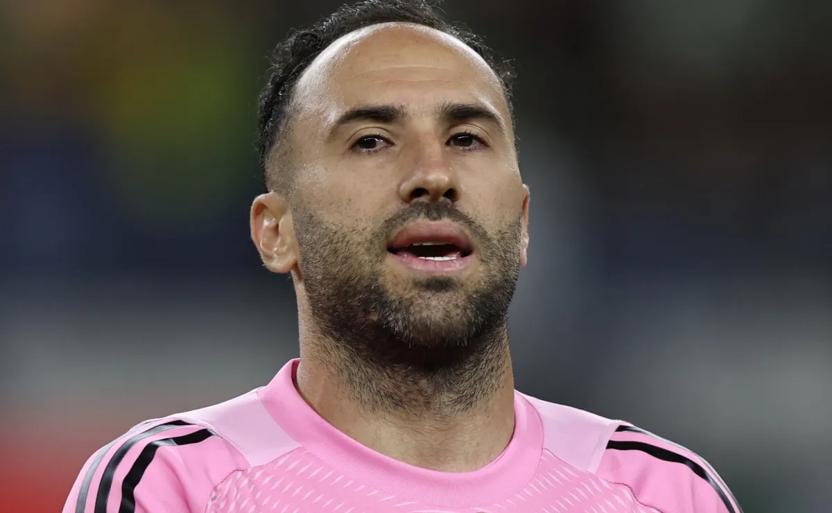 Temor por el futuro de la carrera de David Ospina: sin fecha de regreso y Atlante ya fichó otro colombiano