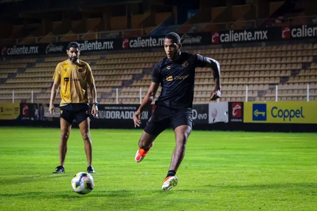 Eduardo Esterilla viene del Dorados de Sinaloa.