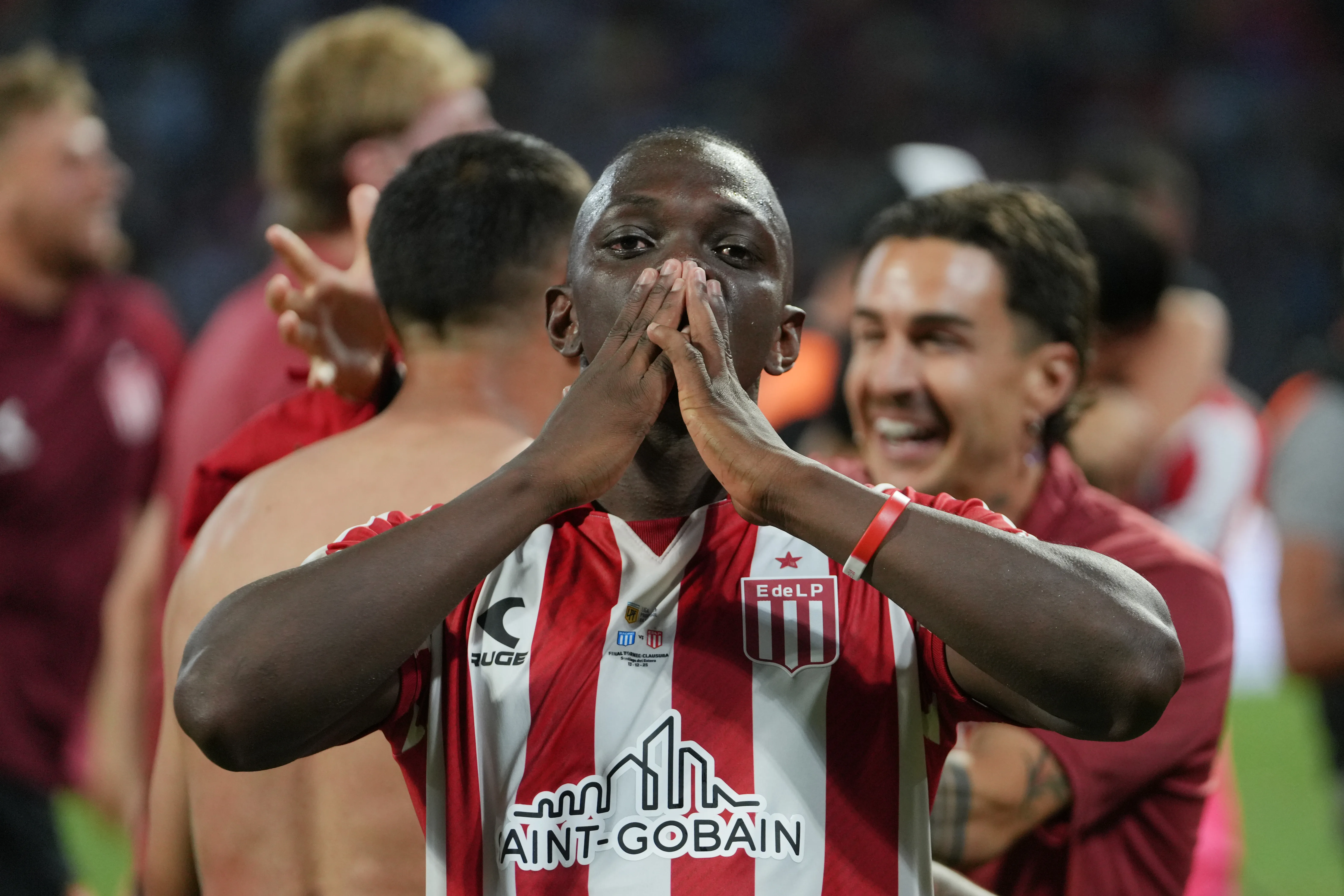Edwuin Cetré se queda en Estudiantes. (Foto: GettyImages)