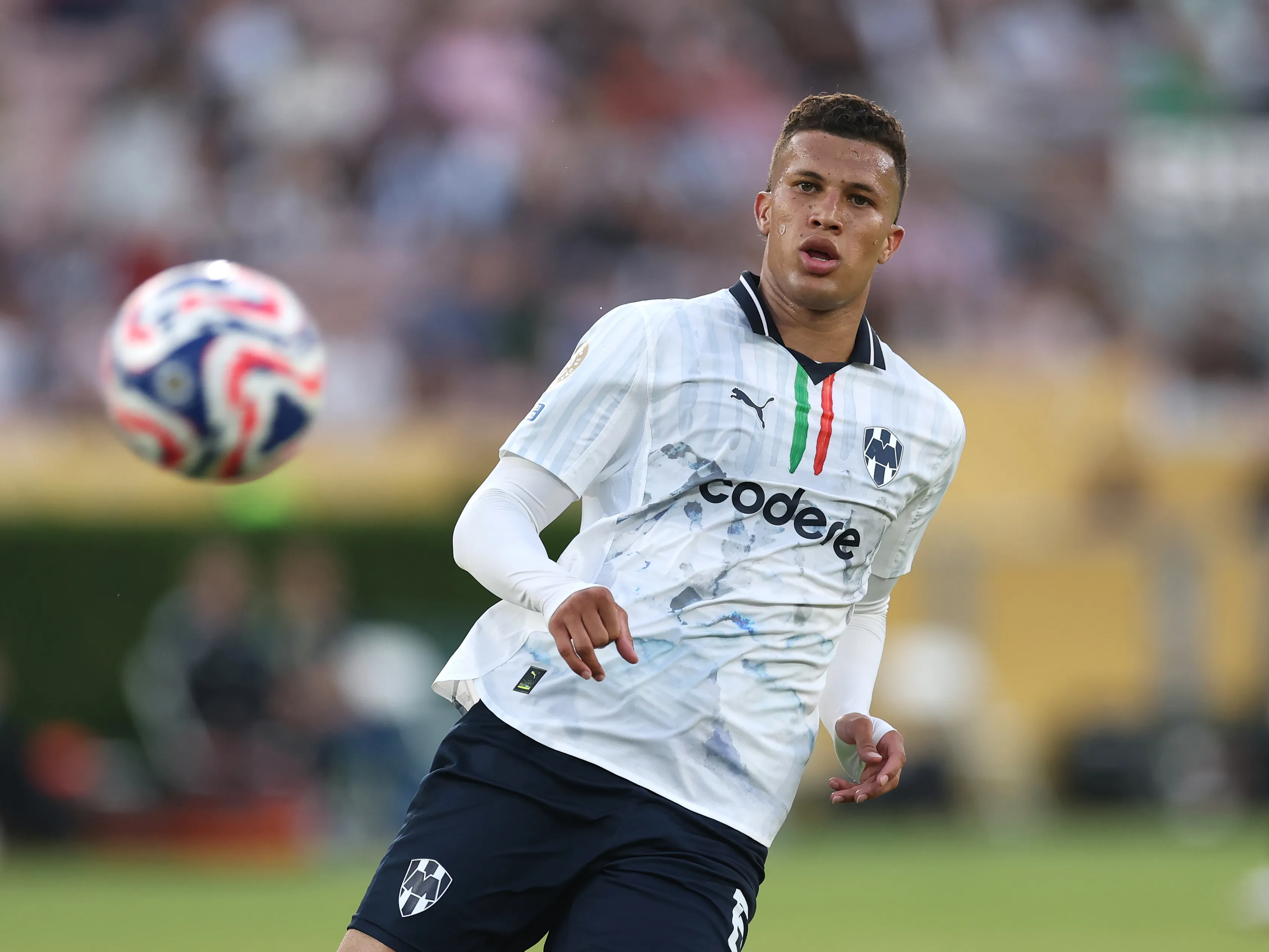 Nelson Deossa – Monterrey.