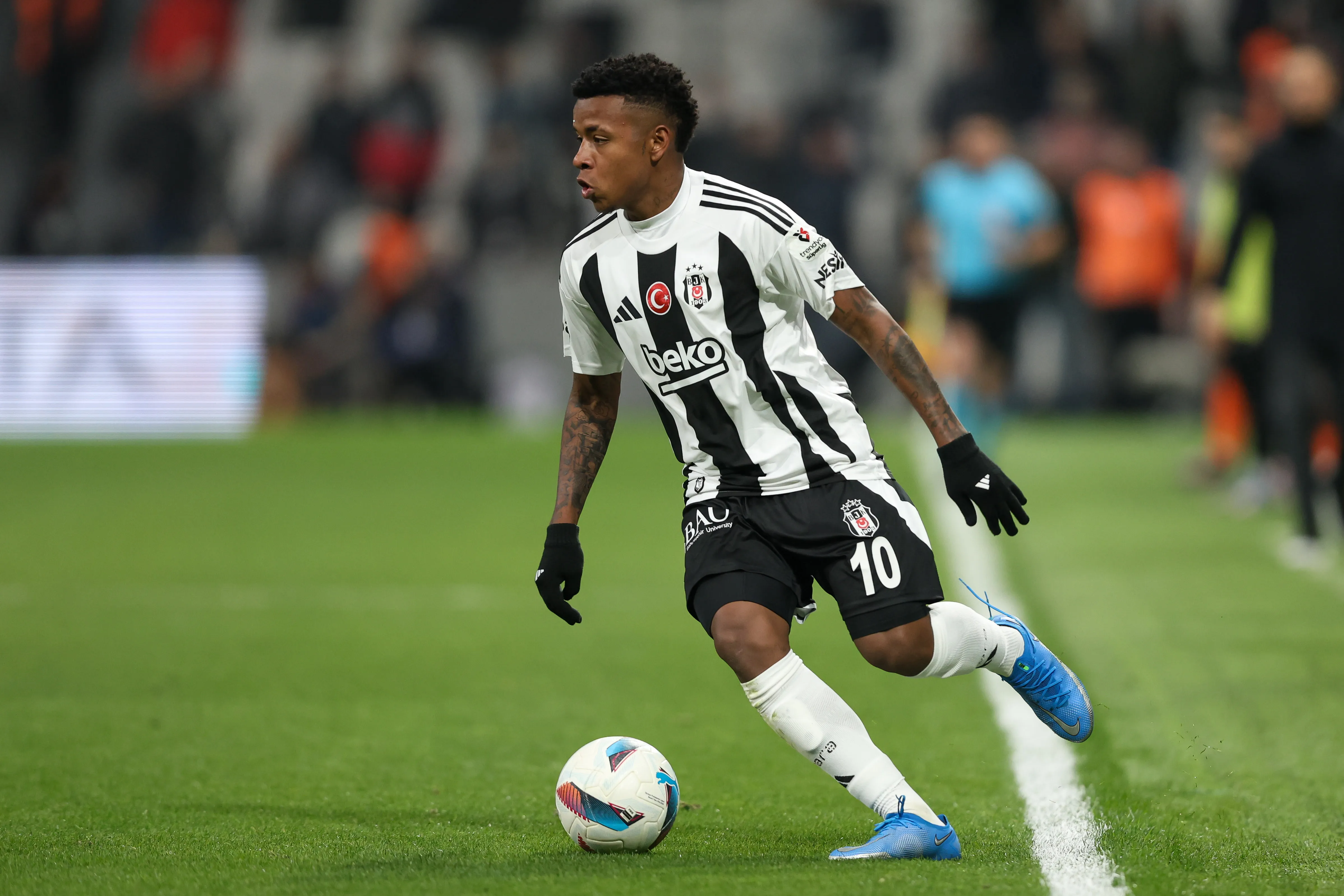 Keny Arroyo ya sabe lo que es jugar en el Besiktas. Foto: Getty.