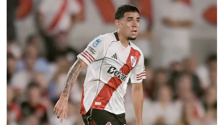 Entrena apartado, se burla del club pero esta es la fortuna que cobra Kendry Páez en River Plate