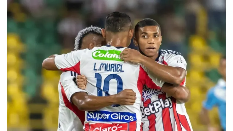 Los primeros nombres que suenan para reemplazar a Alfredo Arias en Junior de Barranquilla