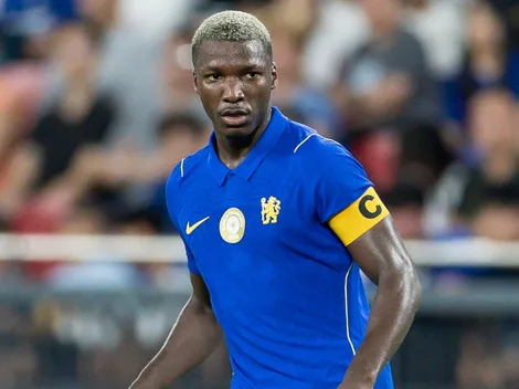 Moisés Caicedo se lesionó y los hinchas de Chelsea lo critican por hacer esto