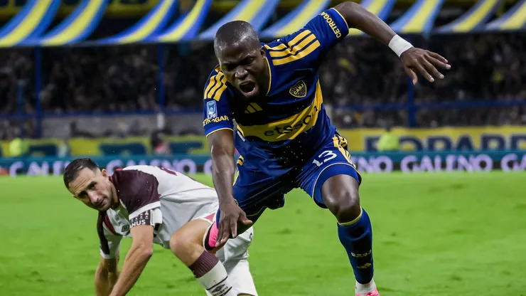 Enner Valencia se gana un nuevo apodo en Boca.