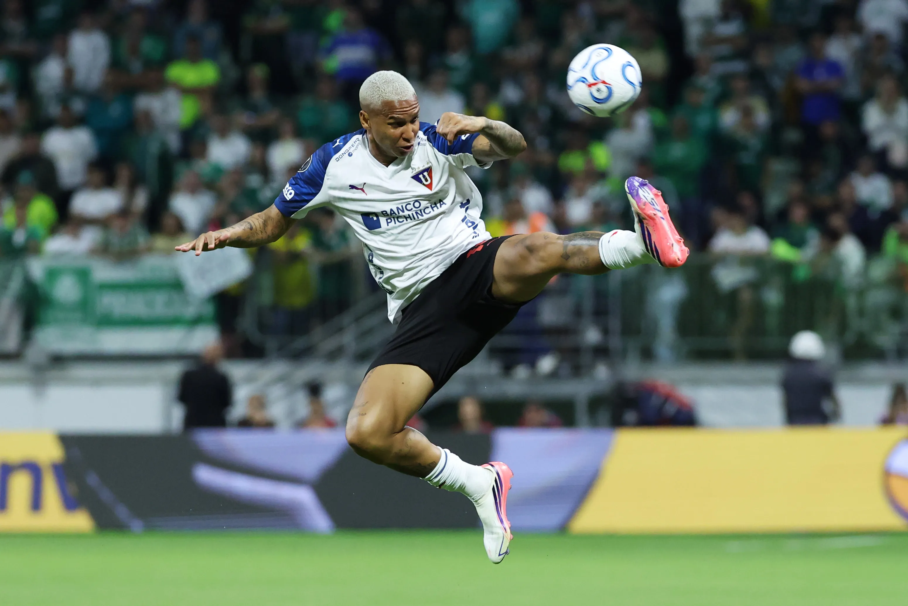Deyverson se marcharía de Liga de Quito. (Foto: GettyImages)