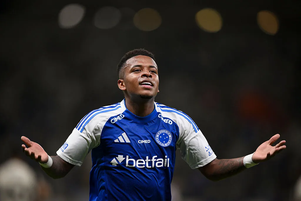 Keny Arroyo brilla en el Cruzeiro y sería convocado a la Selección de Ecuador