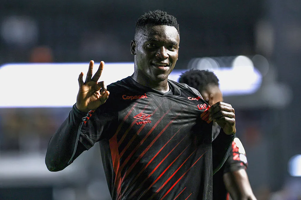 Kevin Viveros – Paranaense. Foto: Getty.