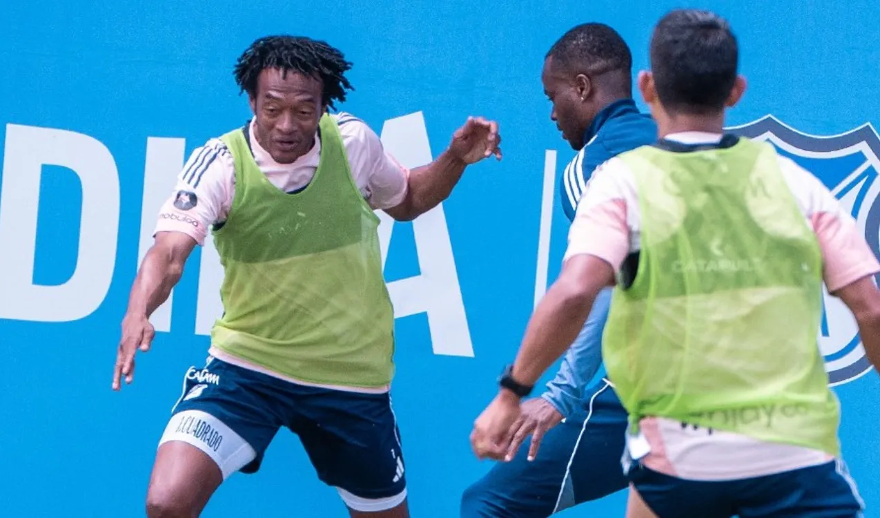 Cuadrado Bareiro y Mackalister Silva. (Foto: X / @MillosFCoficial)