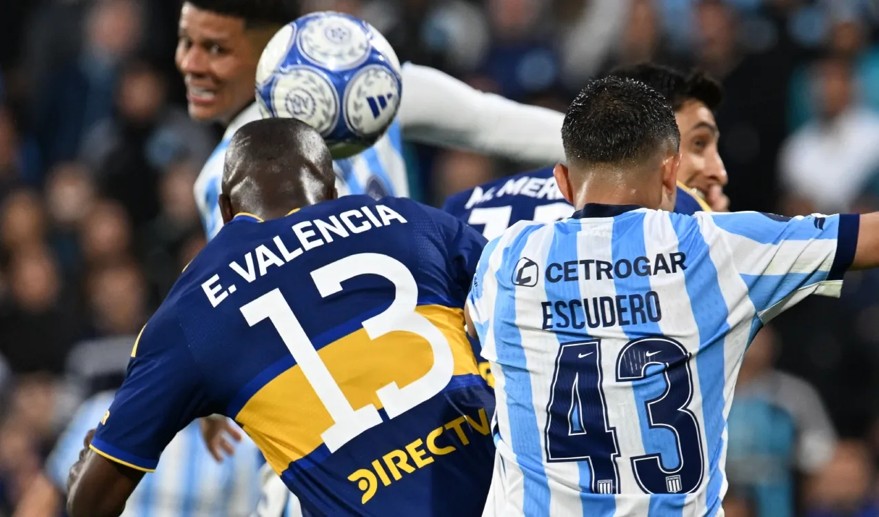 Uno de los goles de Valencia a Racing. (Foto: Getty)