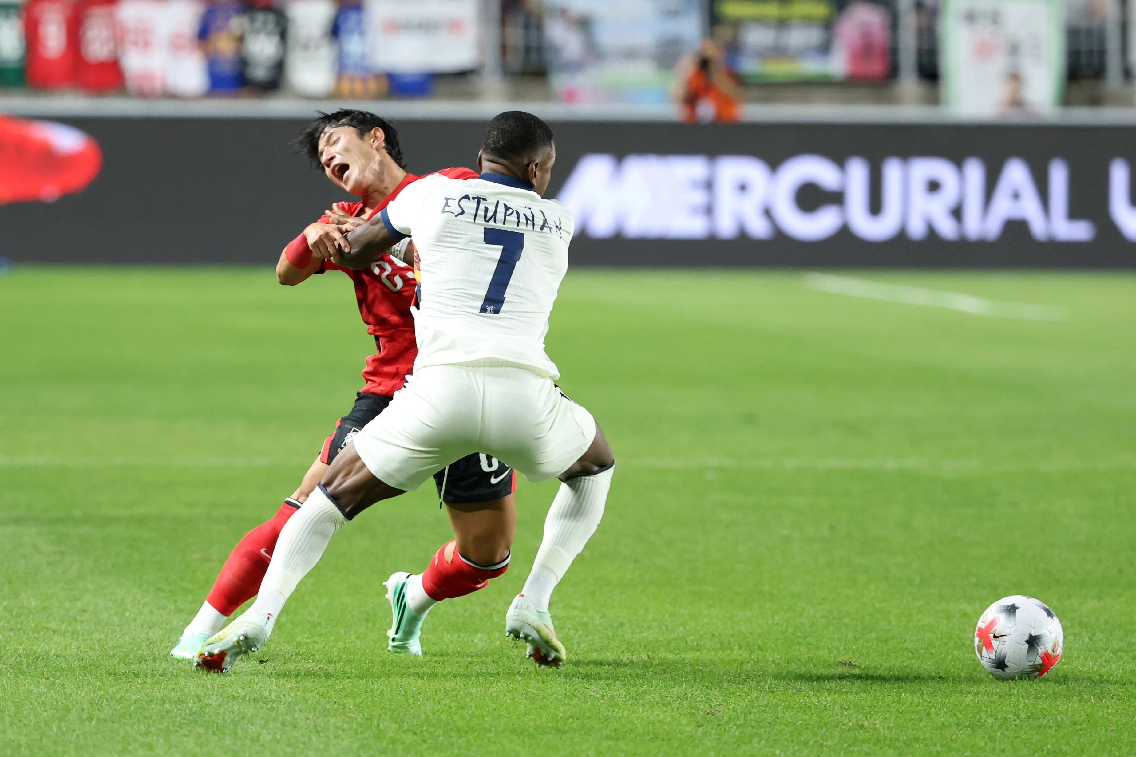 Pervis Estupiñán fue titular ante Corea del Sur. (Foto: GettyImages)