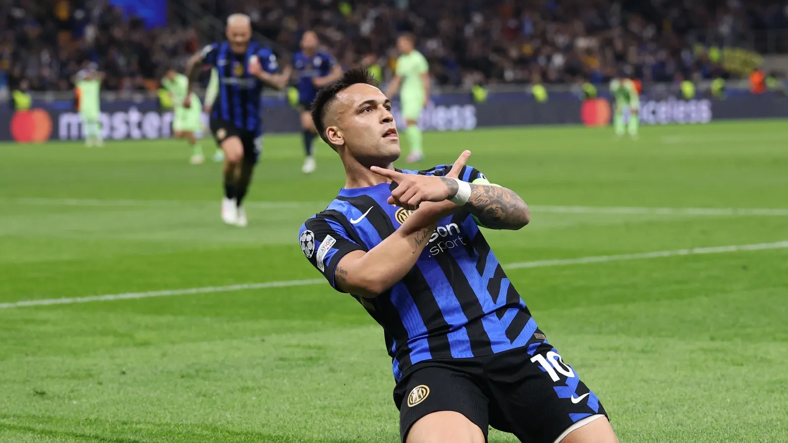 Barcelona reconoció su interés en Lautaro Mártinez: GETTY