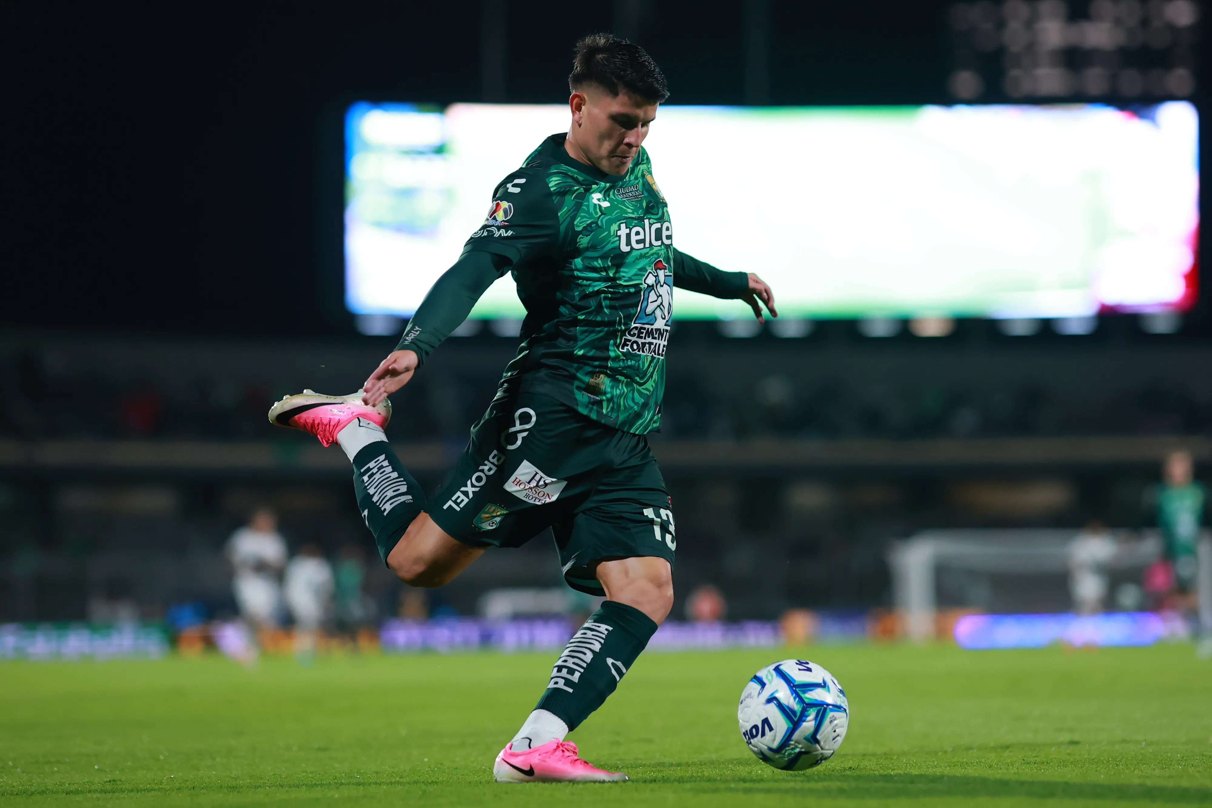 Daniel Arcila – Selección de Colombia y León de México.