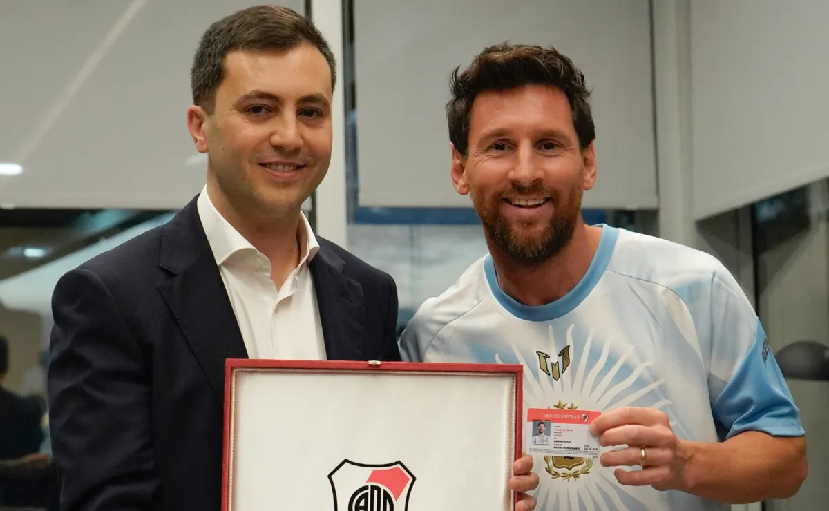 La primera publicación de Boca luego de que Messi se convirtiera en socio de River