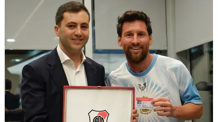 Esto publicó Boca luego de que Messi se convirtiera en socio de River
