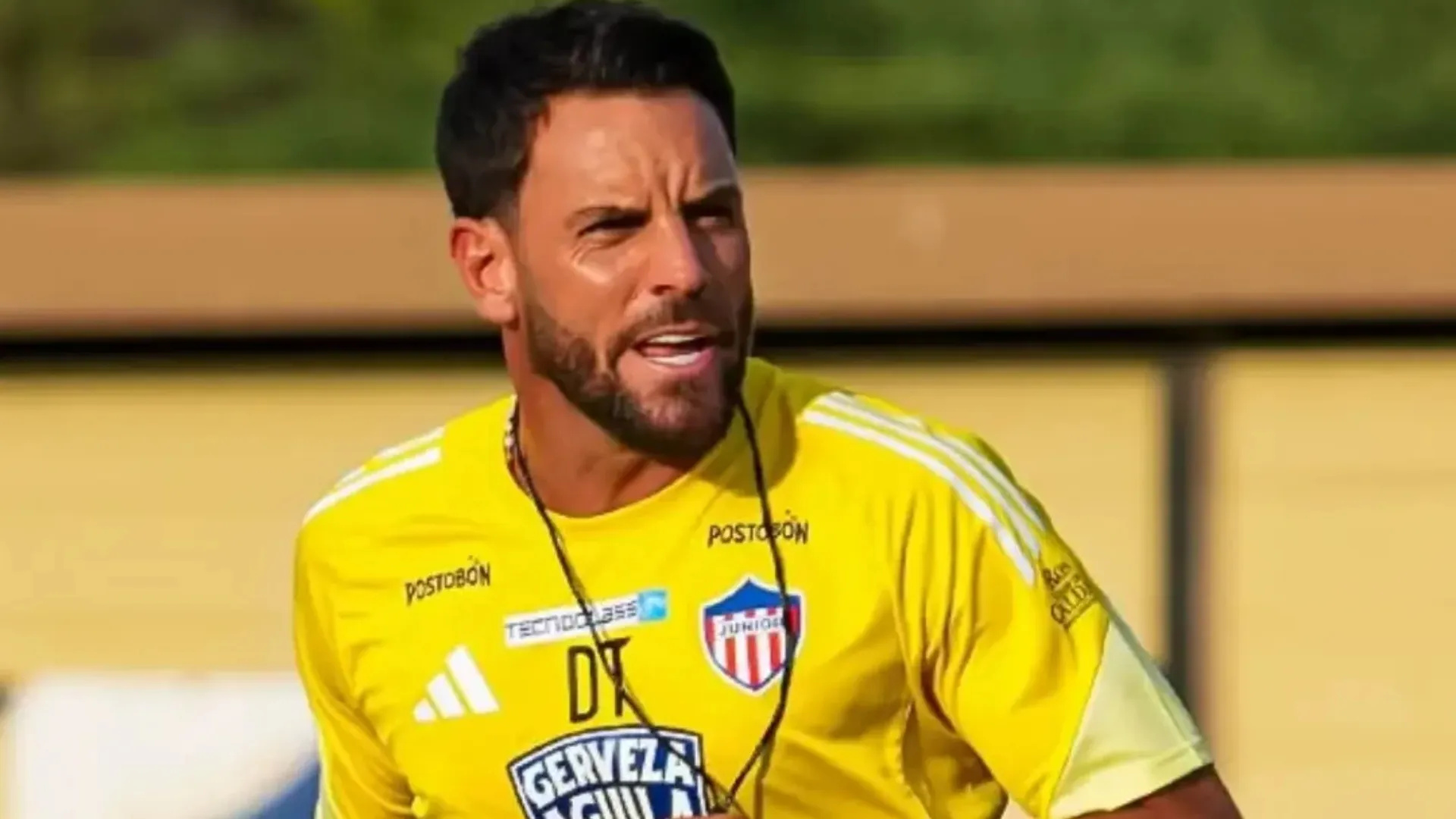 Sebastián Viera – Junior DT.