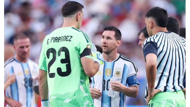 Dibu Martínez y Leo Messi en el Mundial 2026.