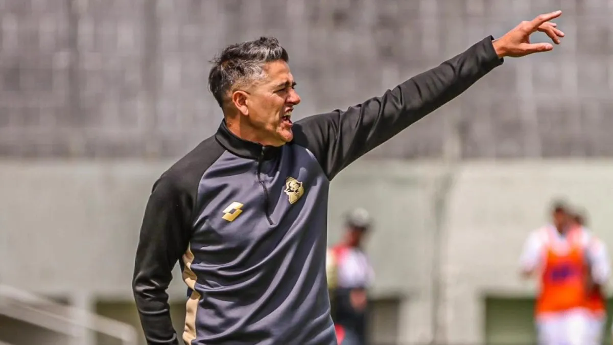 Norberto Araujo – DT de Aucas.