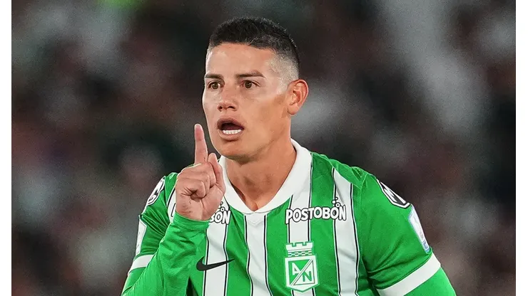 James Rodríguez con Atlético Nacional en Bogotá.