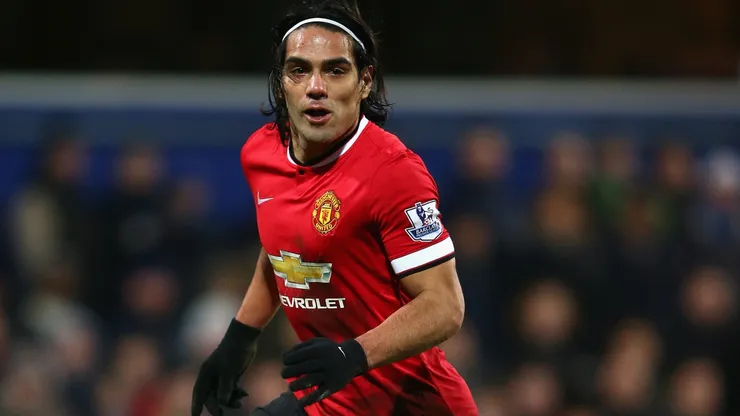 Hinchas del Manchester United recuerdan con cariño a Falcao.