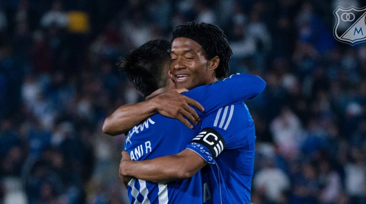 Daniel Ruiz y Juan Guillermo Cuadrado. (Foto: X / MillosFCOifcial)
