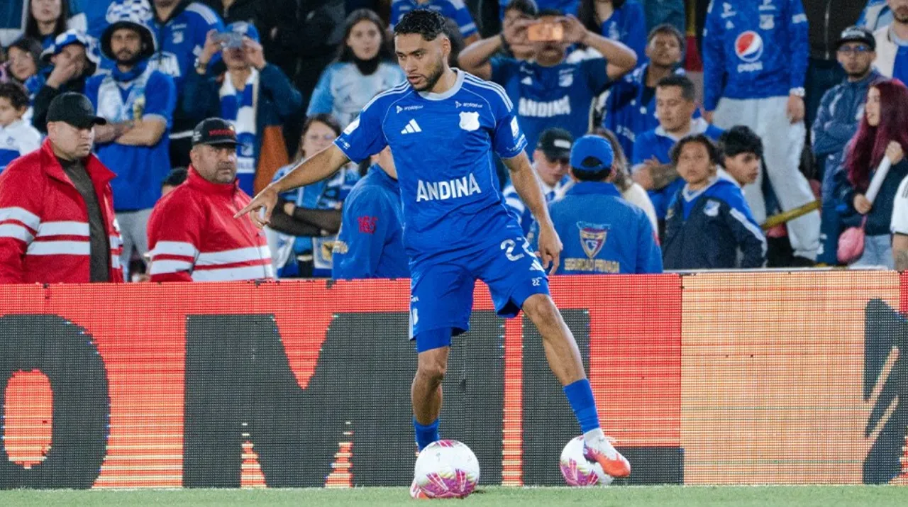 Sebastián Valencia fue amonestado vs. Jaguares. (Foto: Getty)