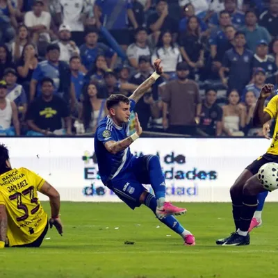 Barcelona y Emelec van por el mismo fichaje para el 2027