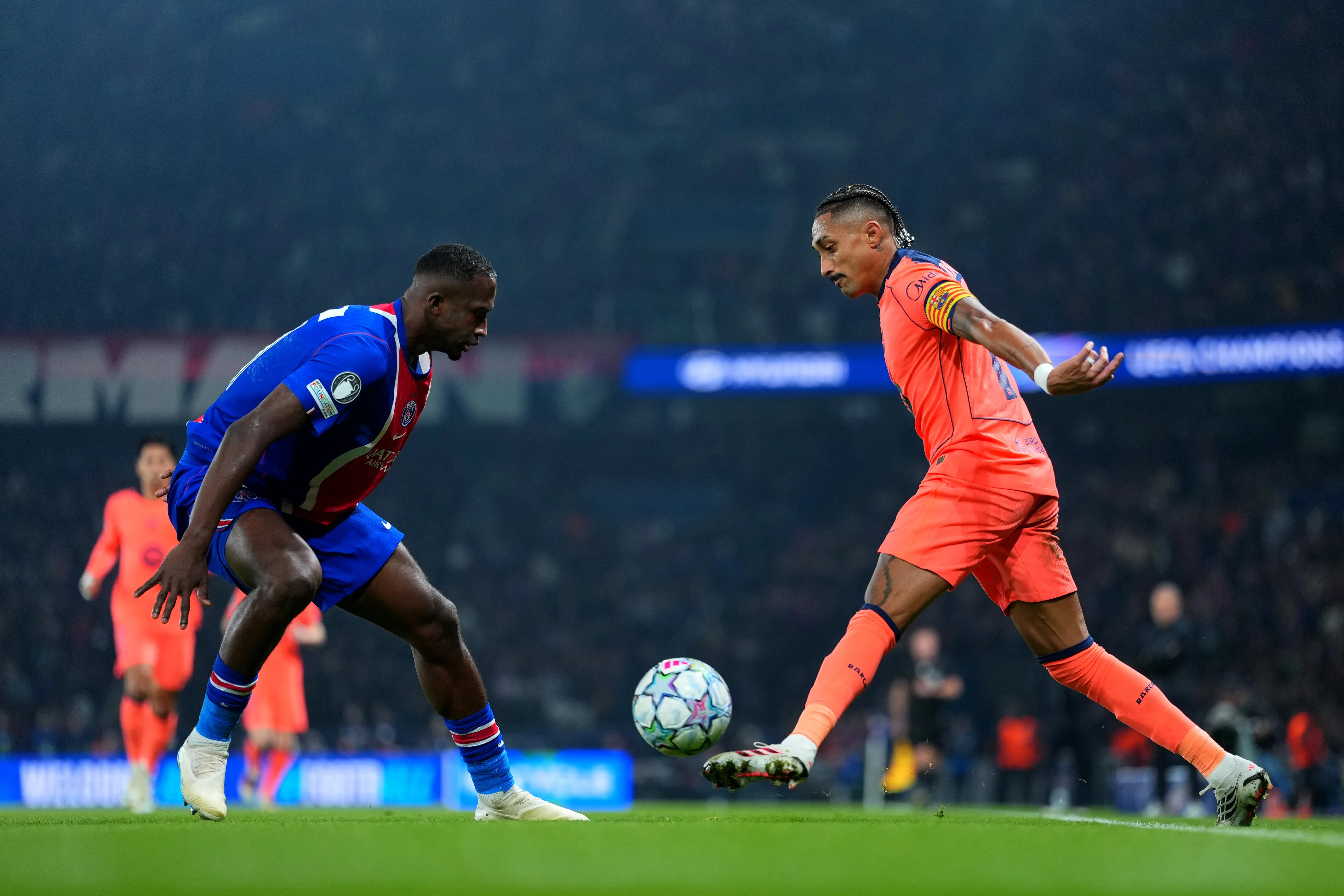 William Pacho anuló a todo el ataque del FC Barcelona. (Foto: GettyImages)