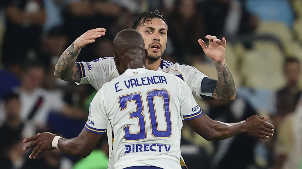 Enner Valencia y Leandro Paredes. (Foto: Getty)