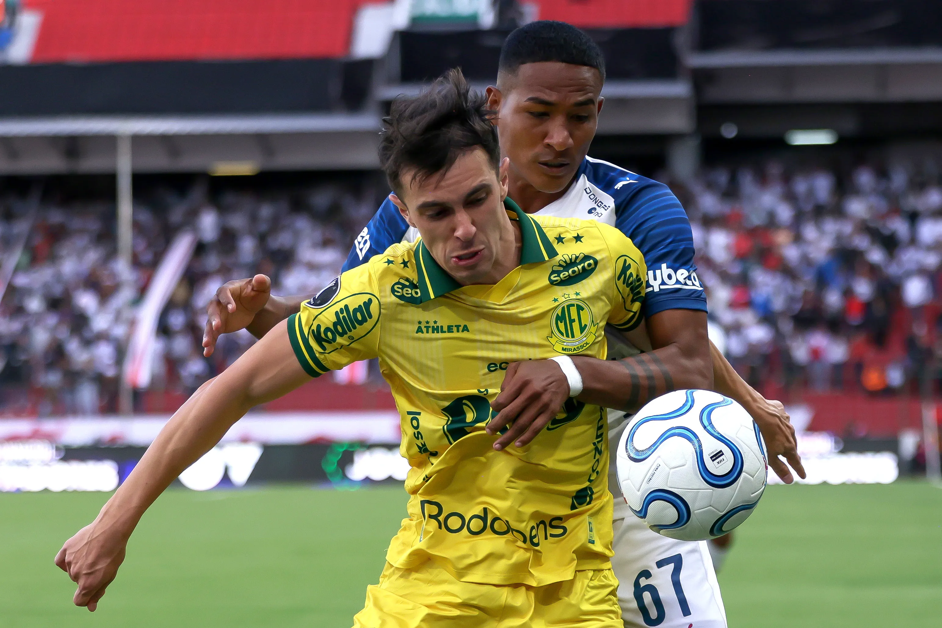 Carabalí llegó a LDU para jugar este segundo semestre. (Foto: GettyImages)