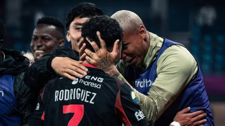 Jugador de Liga de Quito es acusado de 'regalar' el partido a U. Católica en Copa Ecuador