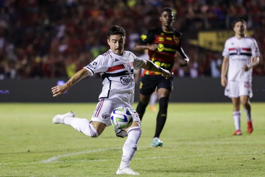 Foto: Rafael Vieira/AGIF – São Paulo busca classificação