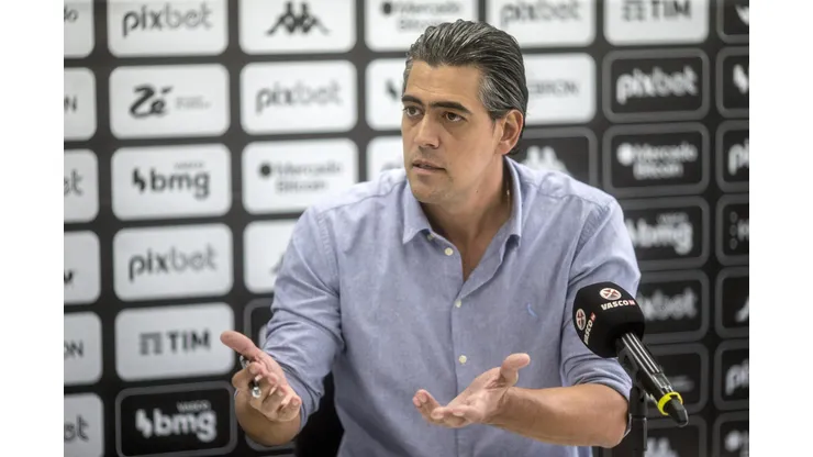 Foto: (Daniel Ramalho/Vasco) - Paulo Bracks ganhou uma dica dos torcedores do Vasco