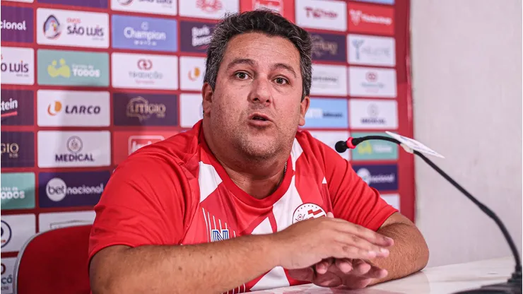 Foto: Tiago Caldas / CNC - Fernando Marchiori é apresentado no Náutico