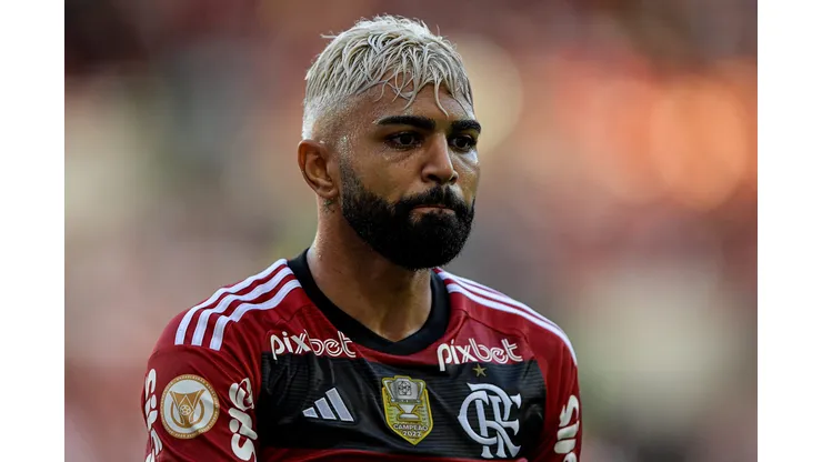Thiago Ribeiro/AGIF. Gabigol se reúne à comissão técnica e direção em discussão sobre fase do Flamengo