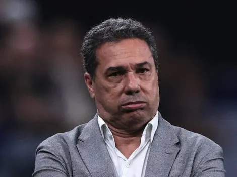 Duílio cancela negócio no Corinthians e Luxemburgo é avisado