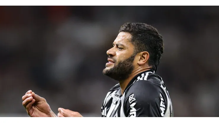 MG - BELO HORIZONTE - 17/05/2023 - COPA DO BRASIL 2023, ATLETICO-MG X CORINTHIANS - Hulk jogador do Atletico-MG reclama da arbitragem durante partida contra o Corinthians no estadio Mineirao pelo campeonato Copa do Brasil 2023. Foto: Gilson Junio/AGIF