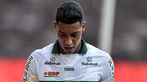 Foto: Thiago Ribeiro/AGIF - Alef Manga foi reintegrado ao elenco do Coritiba