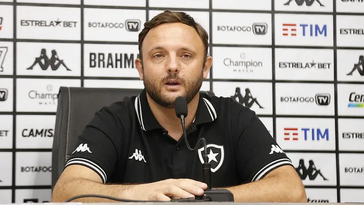 Foto: Vinícius Silva/Botafogo - Mazzuco falou sobre o mercado do Clube